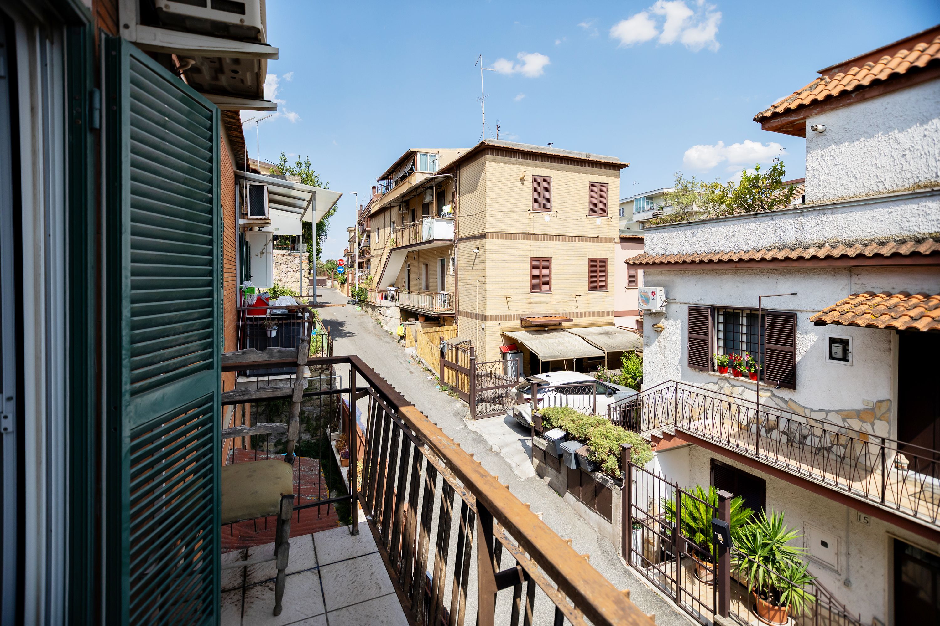 PRIMA PORTA – APPARTAMENTO CON TERRAZZO E AMPIO GARAGE